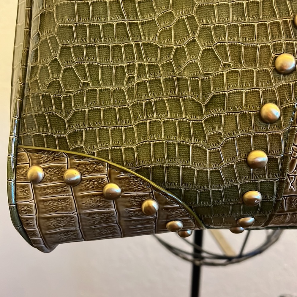 Backbone gator pet carrier - Picture 3 of 11